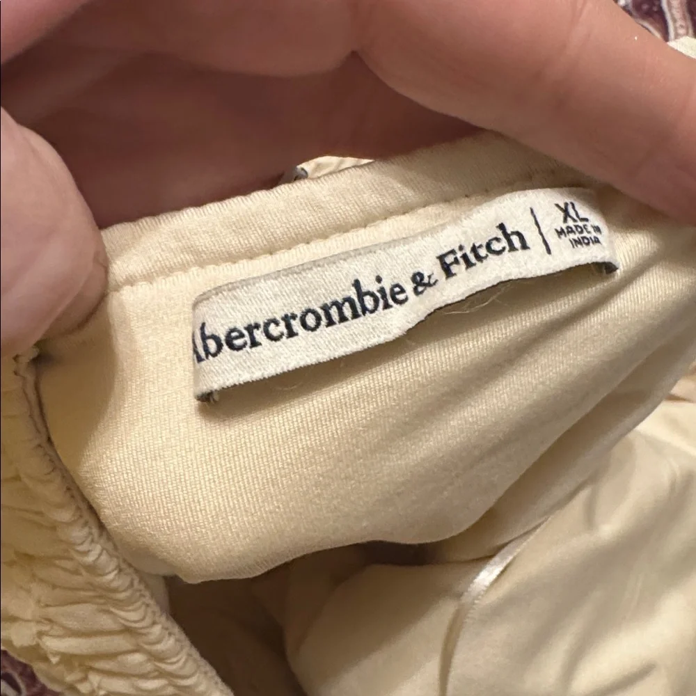 Abercrombie & Fitch Cream Garment